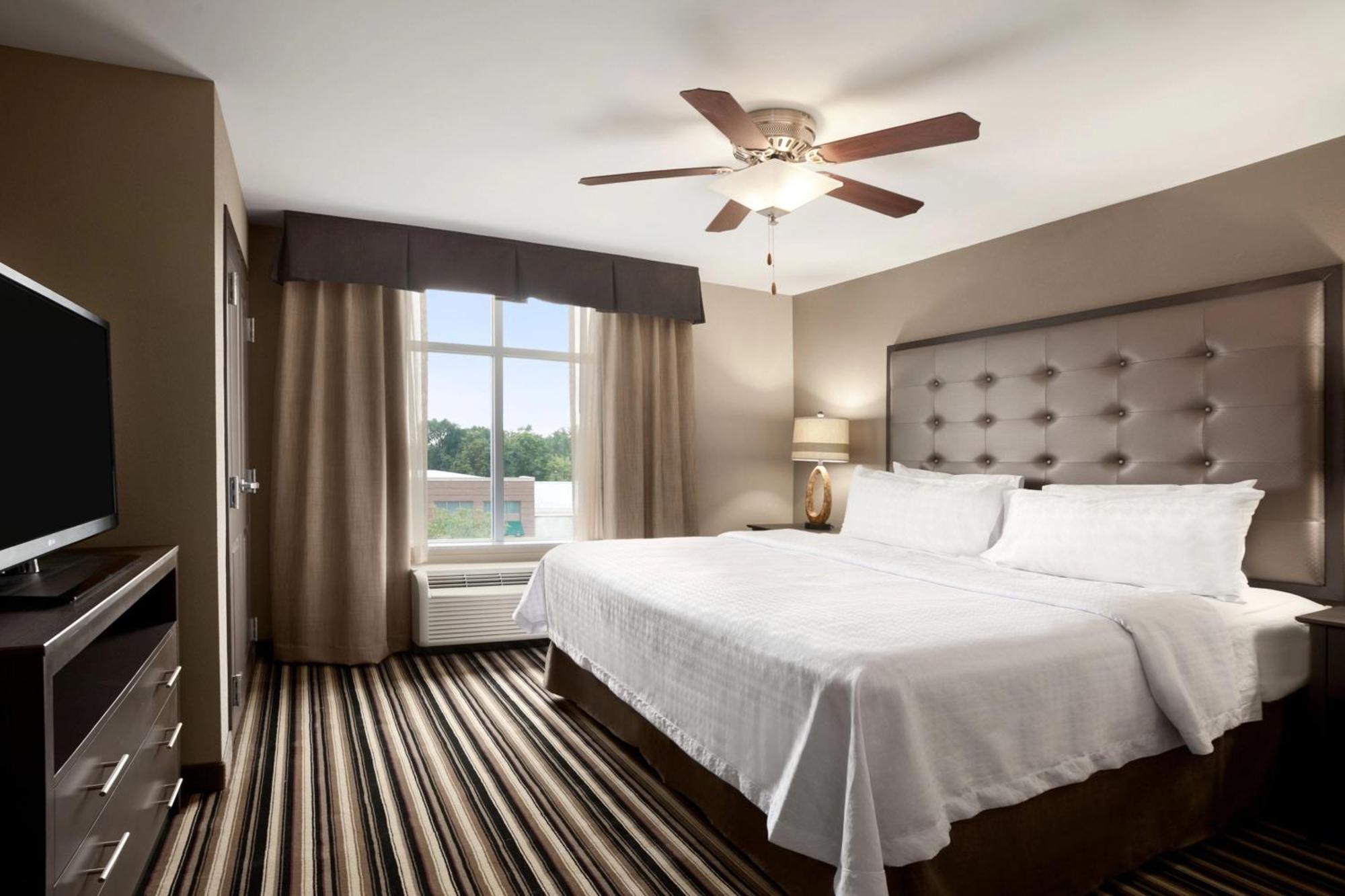 โฮมวูด สวีท บาย ฮิลตัน โคลัมบัส/โอเอสยู Hotel ภายนอก รูปภาพ
